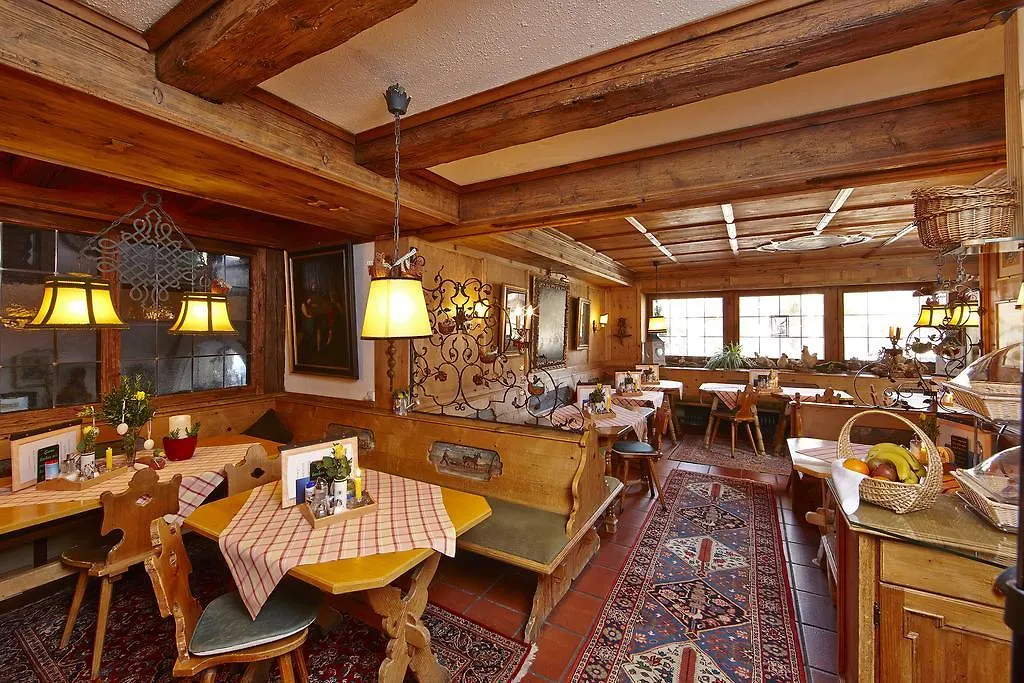 Guest house Hotel Bichlerhof Mittenwald