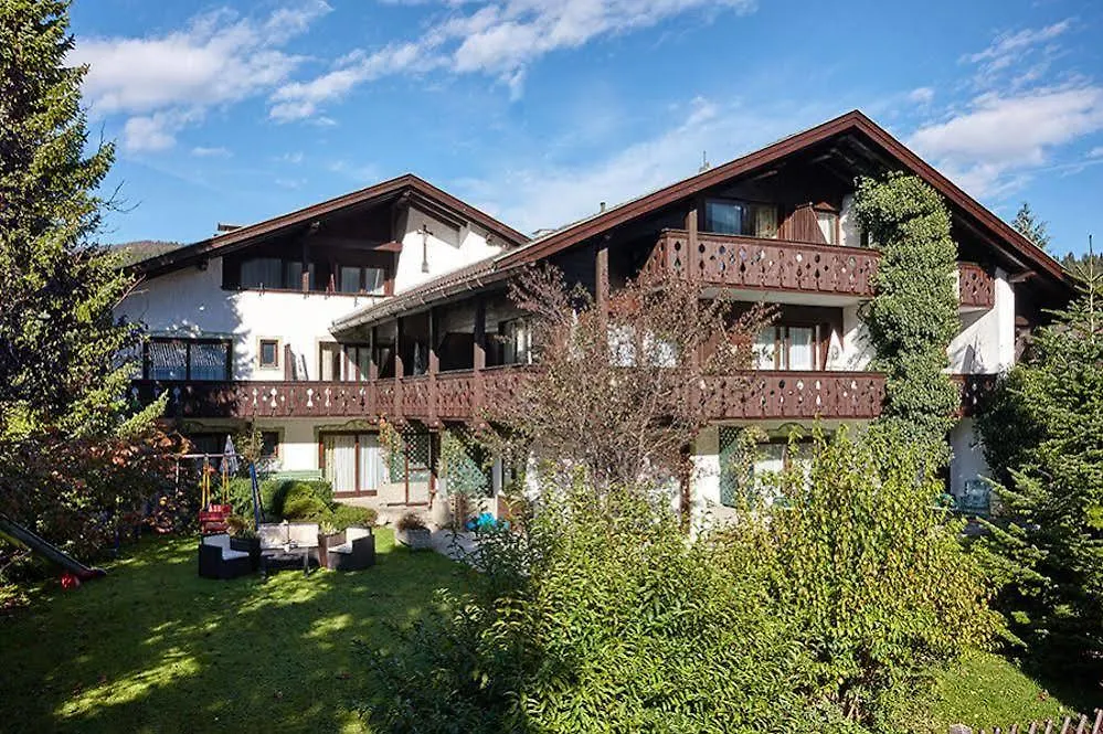 *** Guest house Hotel Bichlerhof Mittenwald Germany